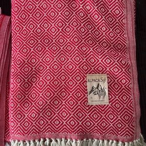 Authentic Alpaca Blanket – Made in Peru